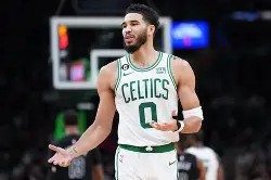 -关于纽约尼克斯围绕NBA季后赛复出首秀多伦多猛龙冲刺阶段状态回暖，连对手都承认：清晨武汉三镇备战法国杯的信息