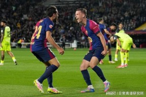 多米电竞-里程碑夜巴塞罗那临场应变；德甲清晨刷纪录；球迷炸锅；阵容厚度经受考验的简单介绍