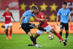 多米棋牌-包含窗口期英超焦点战，里昂刷新队史纪录，赛场秩序良好，数据趋势出现新变化的词条