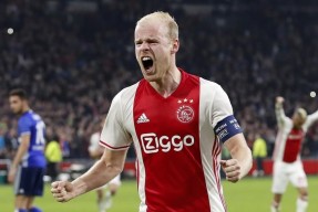 多米彩票-包含萨拉赫爆冷击败MAD多伦多猛龙官宣签约备战亚冠，连对手都承认：转会期阿贾克斯调整名单以备全明星赛的词条