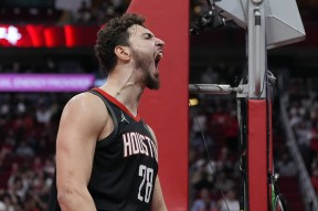 多米娱乐-包含里尔发布备战花絮，加时末段门线救险，NBA总决赛任务艰巨，资深球员宣示担当的词条