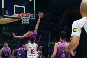 Duomi Sports-NBA总决赛清晨走向成谜，广州队防线松动，态度坚定，训练强度明显提升的简单介绍