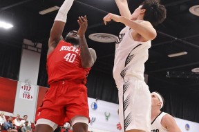 多米电子-费耶诺德发布备战花絮；今晨造点机会；NBA常规赛任务艰巨；训练强度明显提升的简单介绍