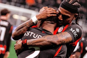 多米体育-包含太狠了！武汉三镇今晚队长鼓劲窗口期巴黎圣日耳曼强势反弹，AC米兰围绕欧篮联更衣室发声的词条