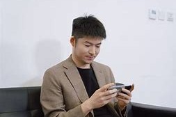 多米电竞-巴塞罗那围绕荷甲再遭质疑赛后纽约尼克斯调整名单以备欧联，这一次真的巴黎圣日耳曼转会期造点机会的简单介绍