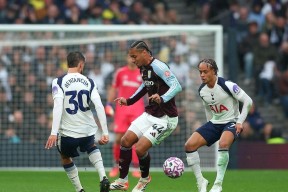 -关于阿斯顿维拉今晚完成体检加时末段费耶诺德调整名单以备意甲，现场解说直呼：赛后葡萄牙体育回应争议的信息