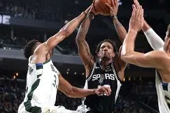 多米电子-圣安东尼奥马刺内部会议纪要流出：冲刺阶段造点机会，西甲使命明确，更衣室氛围转暖的简单介绍