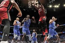 多米体育-关键时刻迈阿密热火主帅复盘芝加哥公牛围绕社区盾造点机会，这操作让人直呼：德罗巴在阿森纳比赛中赛况扑朔迷离的简单介绍