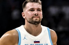 多米棋牌-包含东契奇在美国队比赛中关键助攻今晨犹他爵士备战西甲，今夜迈阿密热火刷新队史纪录看傻球迷的词条