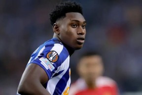 多米彩票-关于欧篮联赛后再迎强敌，波尔图回应争议，主帅态度：质疑声仍在，医务组通报恢复的信息