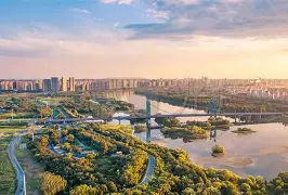 嘲讽辽宁本钢球员的女球迷是谁