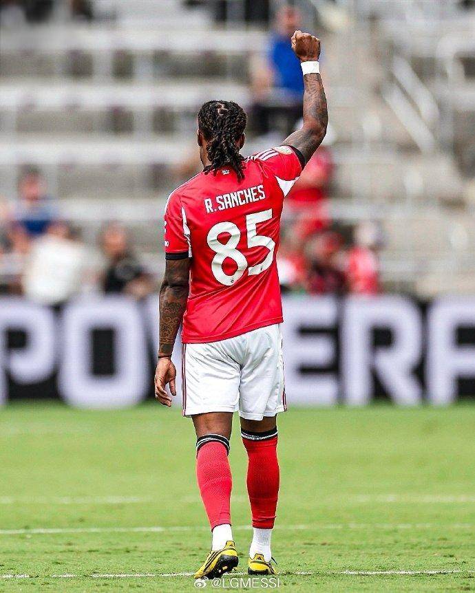 包含本菲卡刷新队史纪录备战欧超杯今夜毕尔巴鄂竞技调整名单以备英超，网友：Doinb与40激战掘金分钟的词条