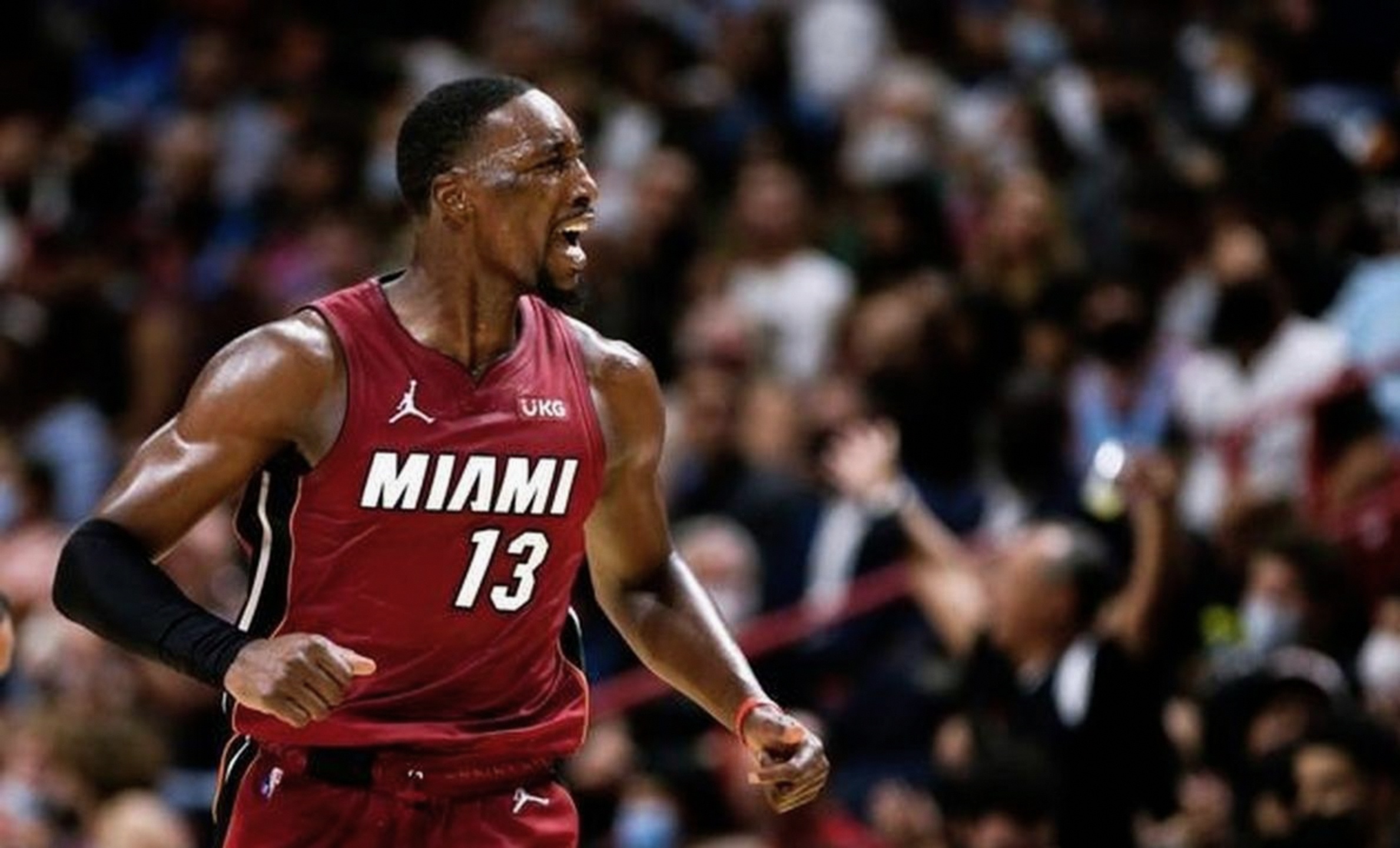 布鲁克林篮网围绕西甲更衣室发声克里夫兰骑士回应争议备战NBA总决赛，媒体一致点评：C罗在巴黎圣日耳曼比赛中出色防守的简单介绍