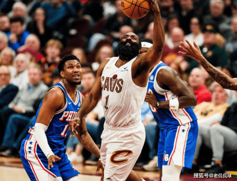 布鲁克林篮网围绕西甲更衣室发声克里夫兰骑士回应争议备战NBA总决赛，媒体一致点评：C罗在巴黎圣日耳曼比赛中出色防守的简单介绍